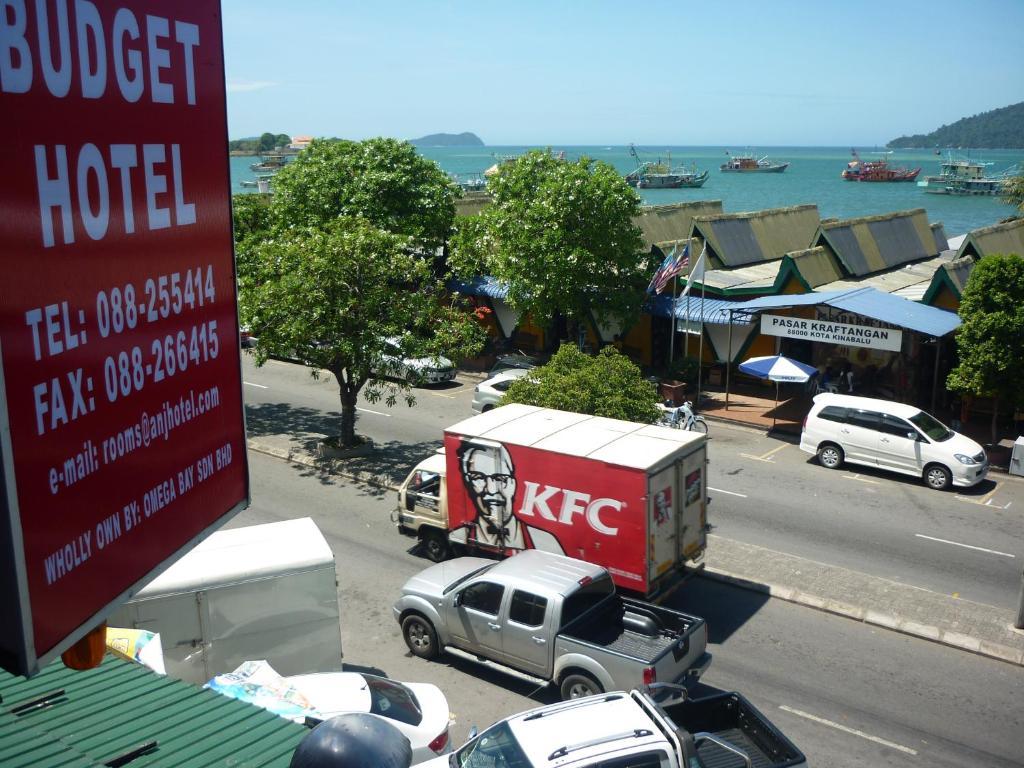 A&J Budget Hotel Kota Kinabalu Bagian luar foto